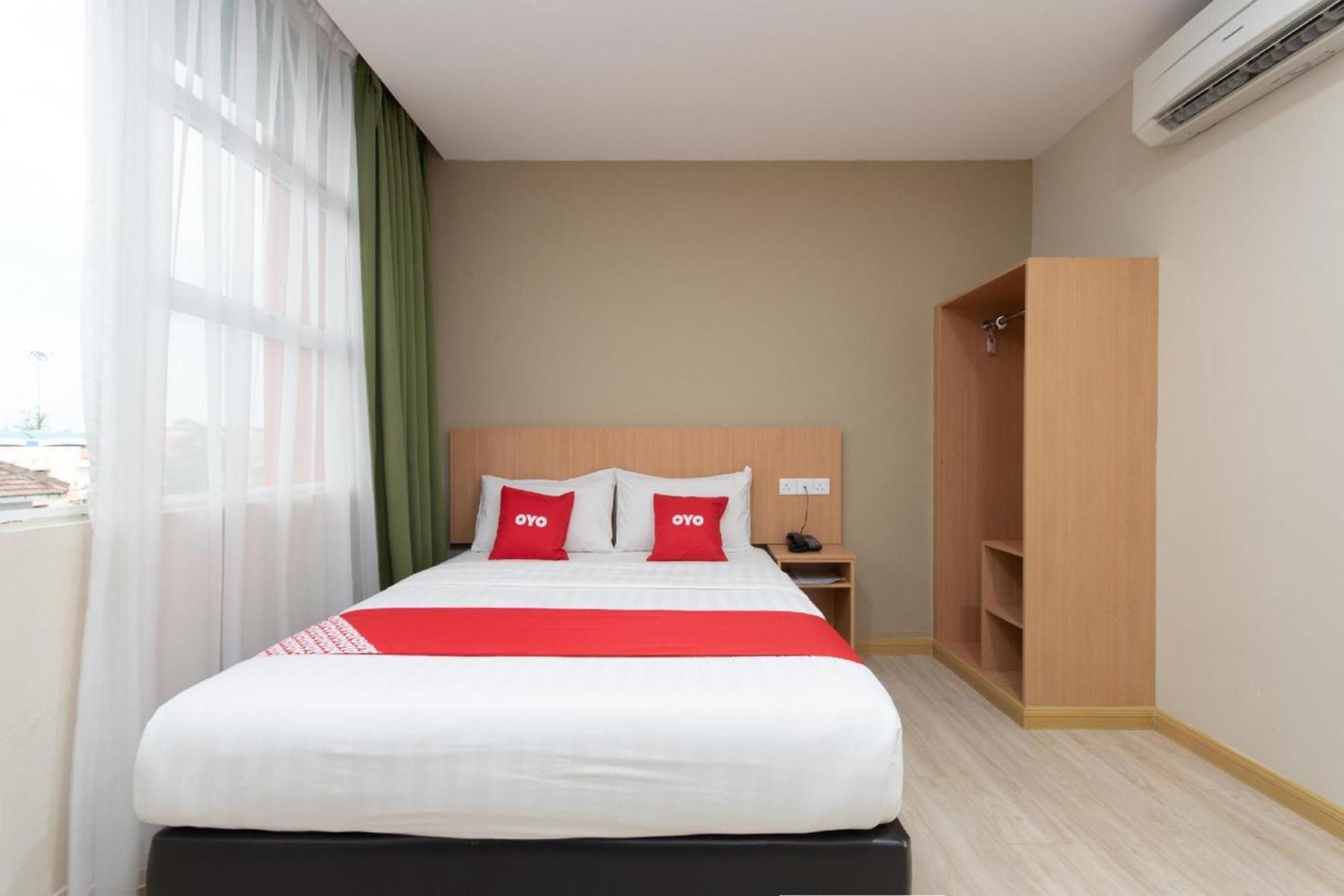 Capital O 89344 Labuan Avenue Hotel Kültér fotó