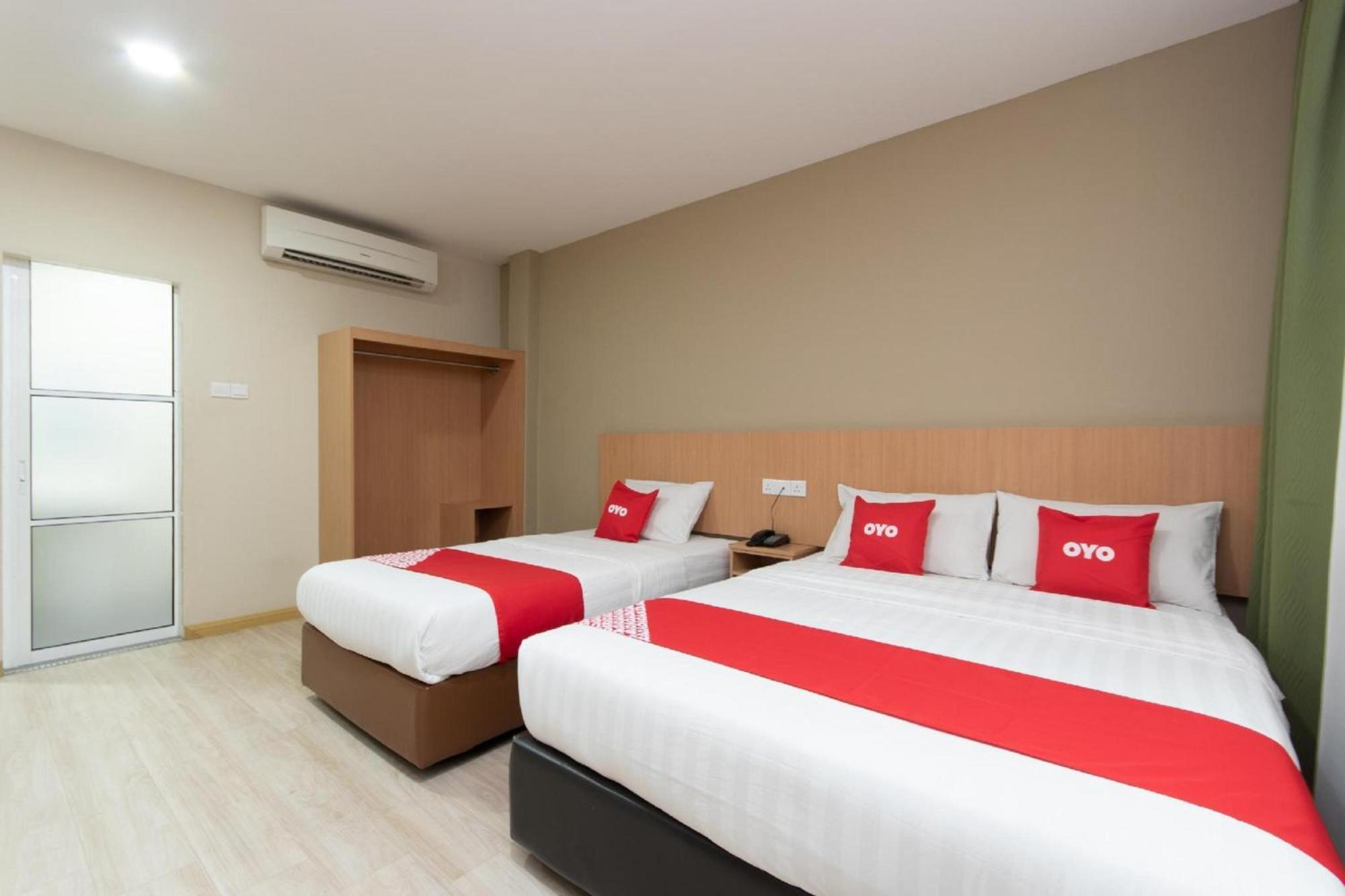 Capital O 89344 Labuan Avenue Hotel Kültér fotó